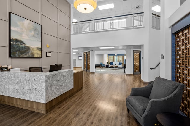 Pinewood-Hills-002 - Front Desk